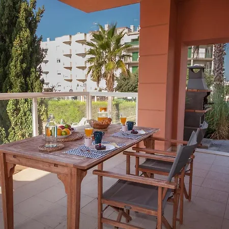 B02 - Fantastic Apartment With Pool