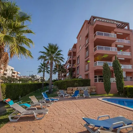 B02 - Fantastic Apartment With Pool Portimao