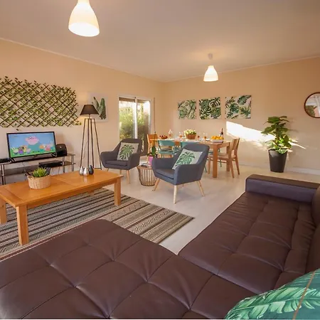 B02 - Fantastic Apartment With Pool Portimao