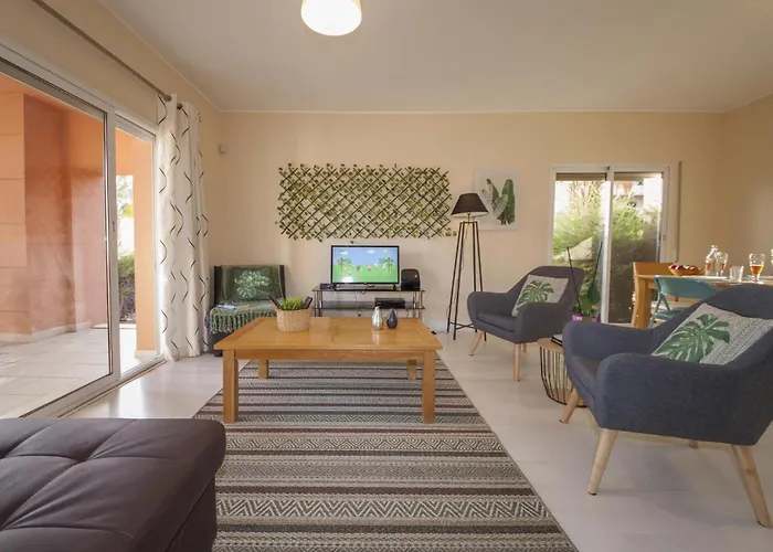 B02 - Sandy Beach Apartment Портиман